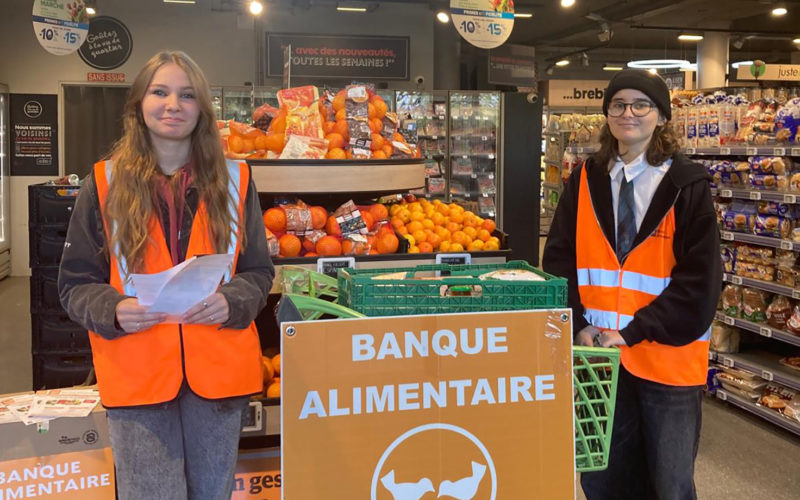 Collecte de denrées au Lycée de La Salle au profit de la Banque Alimentaire.