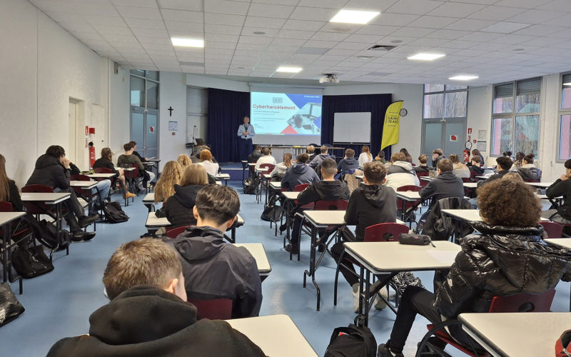 Intervention sur le cyberharcèlement pour les élèves de seconde au Lycée de La Salle de Rennes.