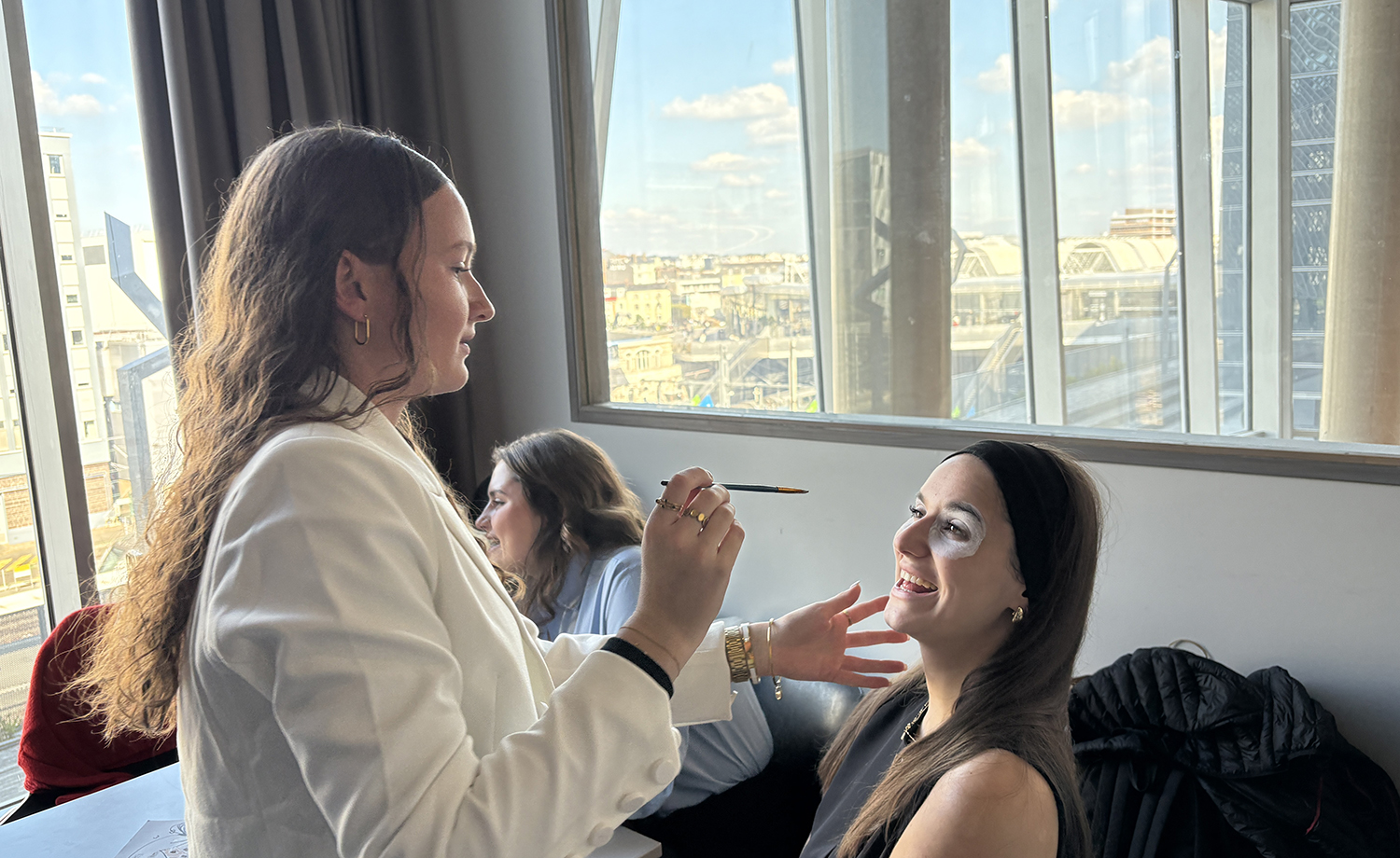 Étudiants de BTS NDRC du Pôle Sup de La Salle lors de la sortie pédagogique au festival Court Métrange à Rennes, découvrant des courts-métrages et ateliers cinéma.