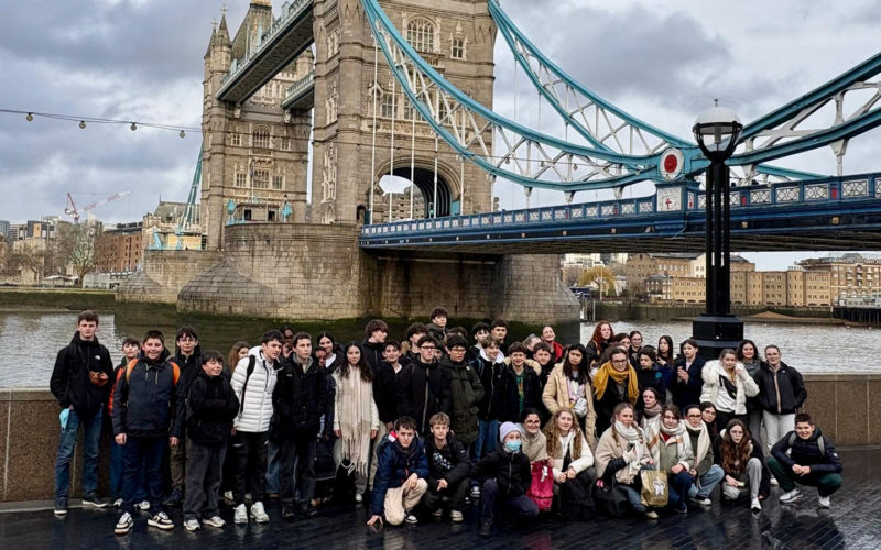 Visite de Londres par les élèves avec découverte de la Tour de Londres.