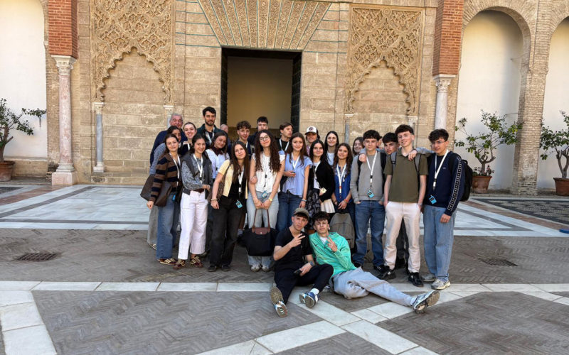 Echange avec un établissement scolaire de Séville et le Lycée Jean-Paul II de Saint-Grégoire.