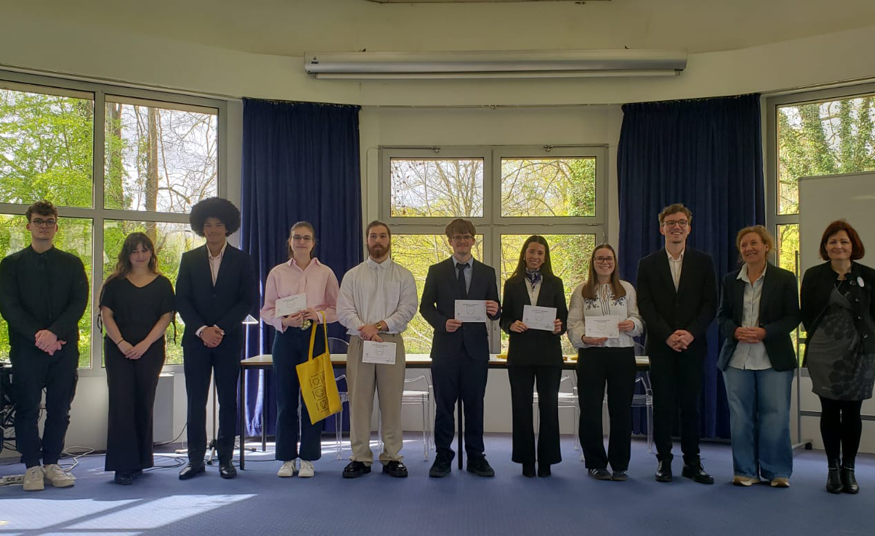 Groupe d’étudiants du Pôle Sup lors d’un événement d’éloquence à Rennes.