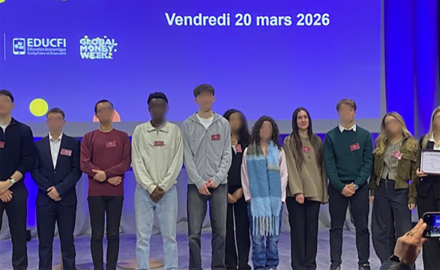 Lysa, élève de Terminale STMG du Lycée de La Salle récompensée au Prix d’excellence économique 2026.